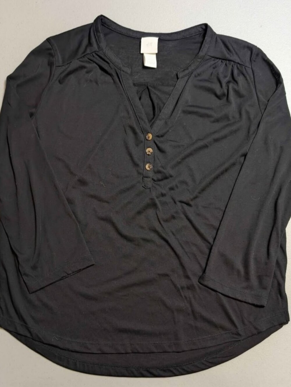H&M small black shirt